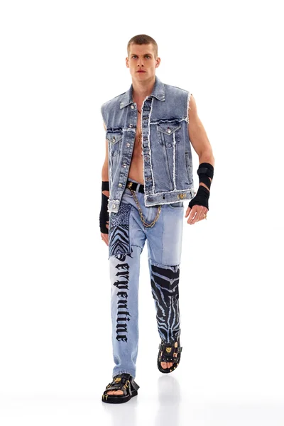 Look 7